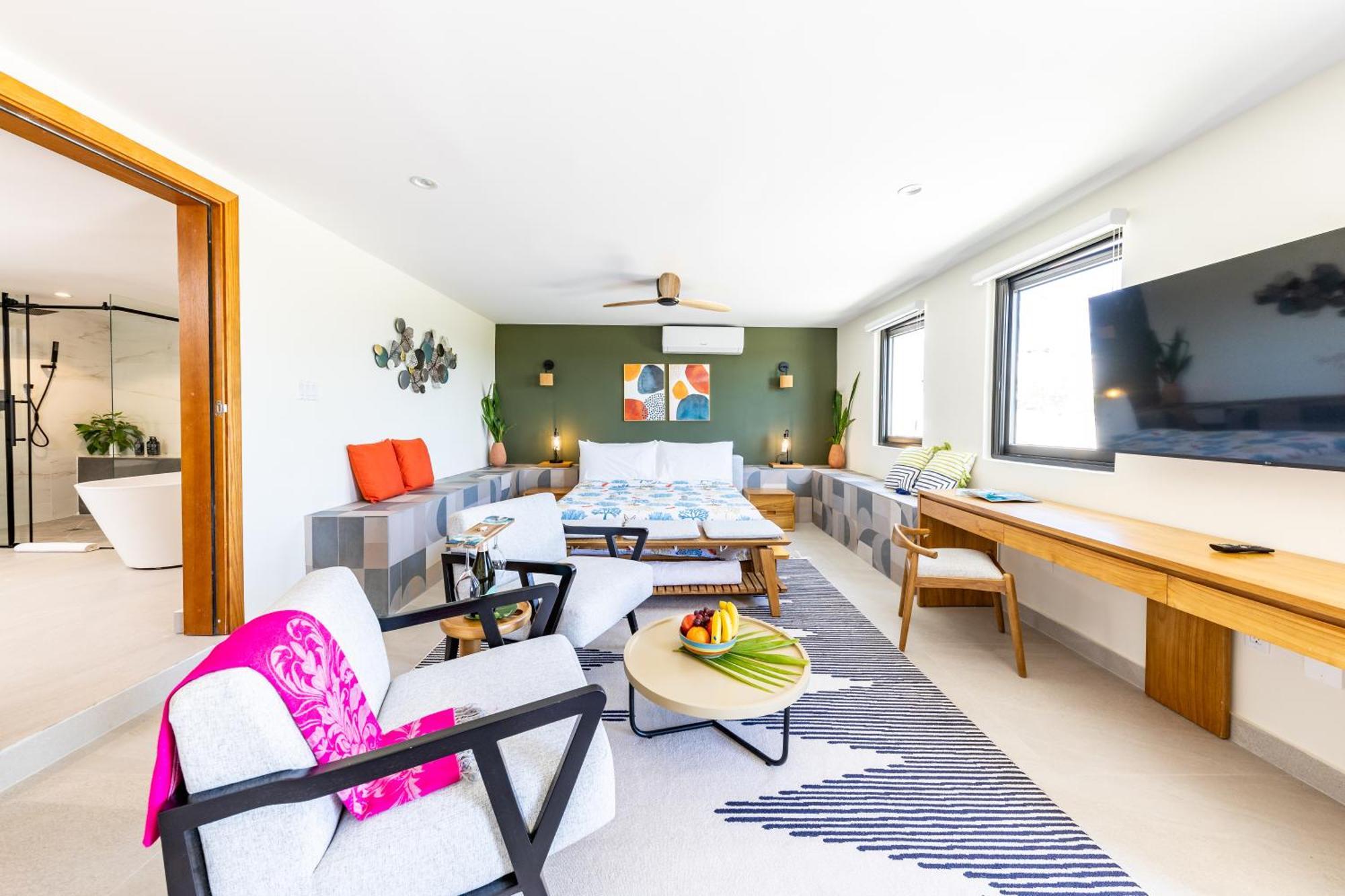 Jade I Long Bay Retreat I Luxury Stay Near Grace Bay & Long Bay Beach Exterior photo